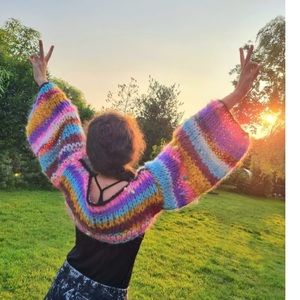 BNWT!! E with love aura shrug